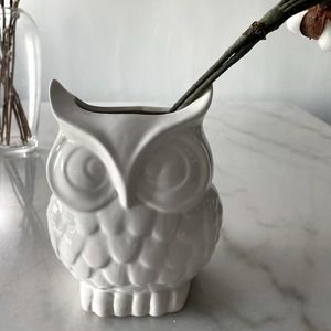 Owl Ceramic Vase in White